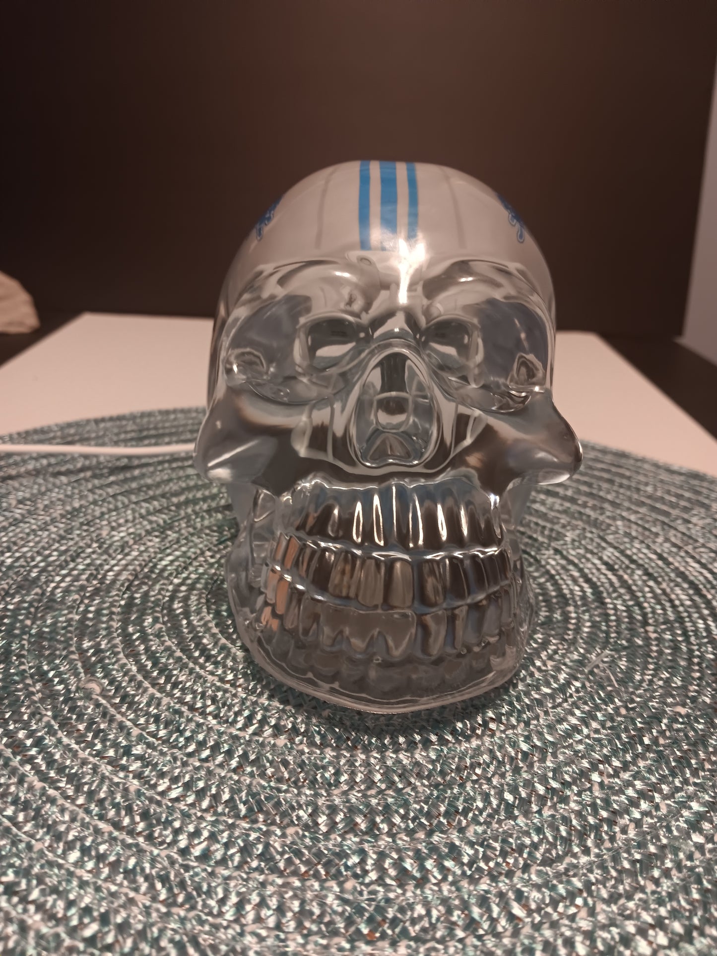Large Cystal clear epoxy resin Detroit Lions Skull Light
